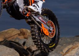 KTM toma su moto Enduro con ADN ganador y la lleva a un nuevo nivel
