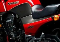 Todo sobre la Kawasaki GPZ900R Ninja, la primera moto de una saga que marcó un antes y un después