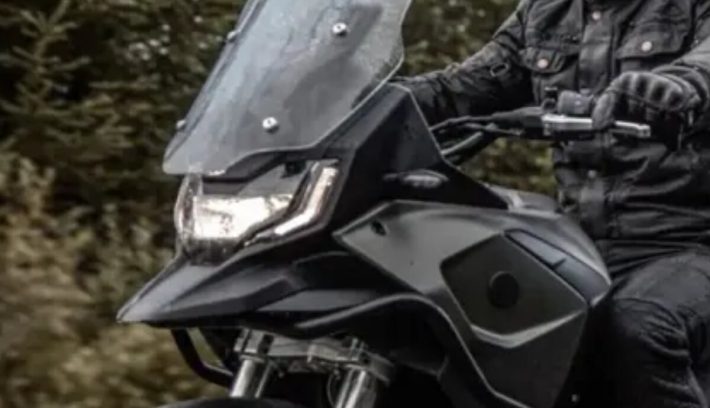 Las motos trails chinas no paran de aparecer: así es esta bicilíndrica de 400 cc
