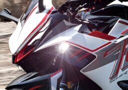 La deportiva tricilíndrica de CFMoto aún no salió y ya tiene rival