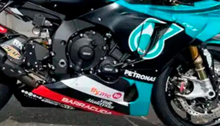 Una de las pocas unidades de la Yamaha YZF-R1 Petronas se subasta