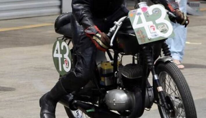 Leslie Harris, el hombre récord de las motos