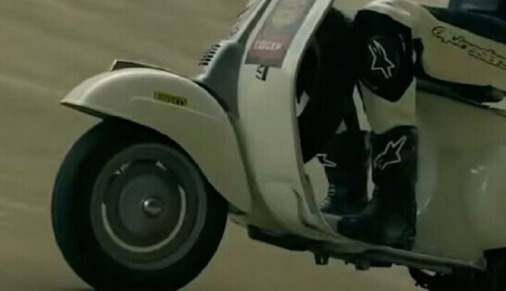 El récord con una Vespa 50 Special