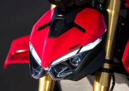 Ducati Streetfighter V4 2025