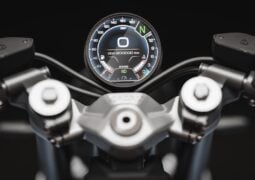 Moto Morini 3½ Sport contra Royal Enfield Hunter y Honda CB 350