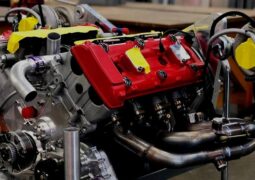 Dos motores de Suzuki Hayabusa para una potencia descomunal y récord