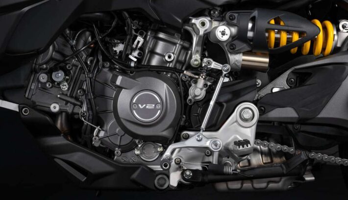 Moto trail Ducati Multistrada v2 2025