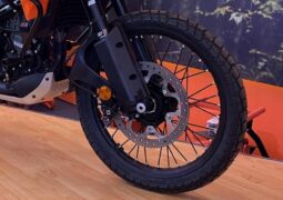 Moto trail KTM 390 Adventure S presentada en India