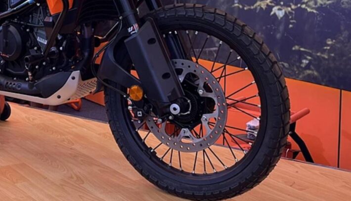 Moto trail KTM 390 Adventure S presentada en India