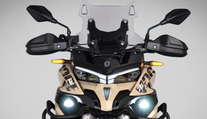moto trail Voge 625 DSX 2025