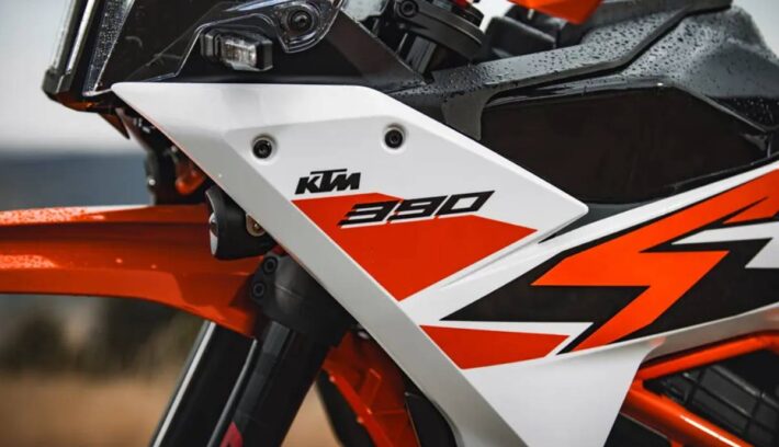 KTM 390 Adventure R: cómo es la moto trail liviana del momento