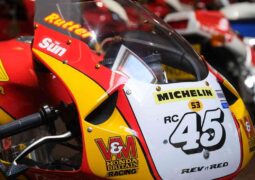 Honda RVF750 RC45