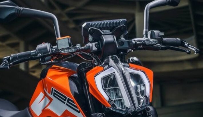 KTM 160 Duke rival de Yamaha