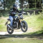 test ride triumph scrambler 400 x accion Imagen relacionada
