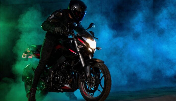 Bajaj anuncia nuevas opciones de financiación para su familia Rouser