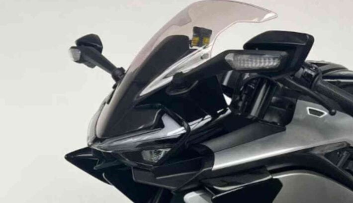 CFMoto 750SR-R