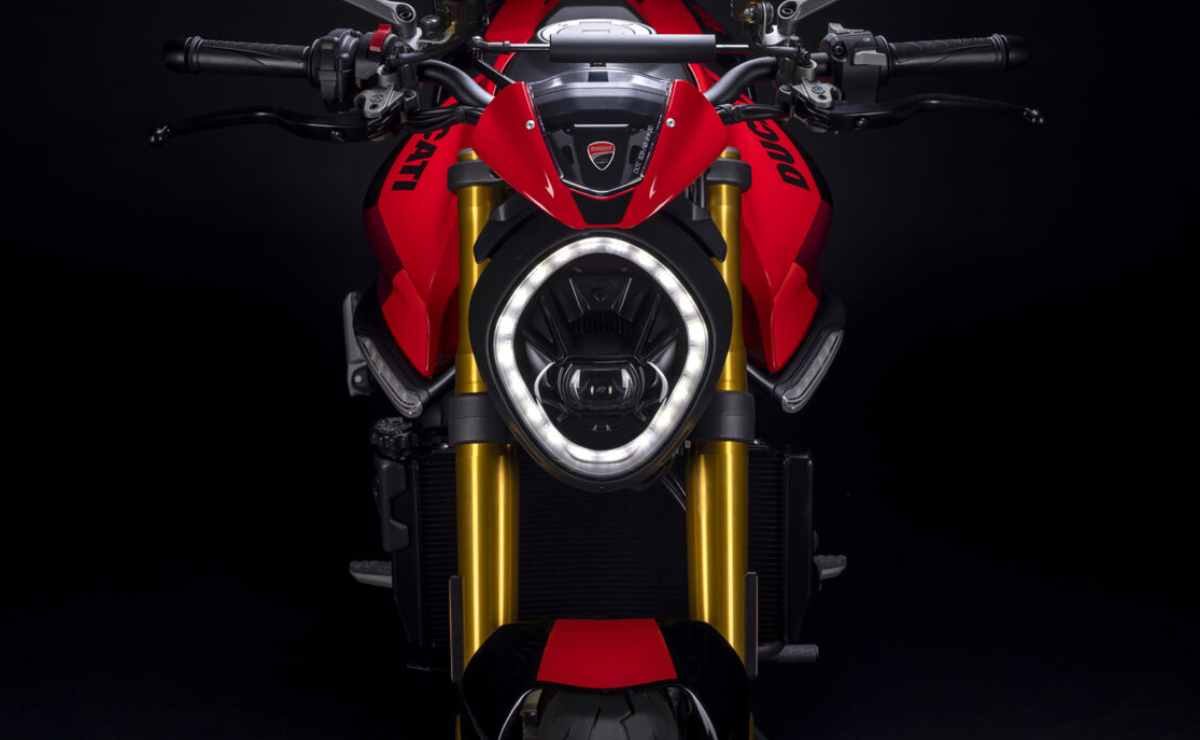 Moto naked Ducati Monster