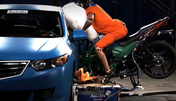Patente de airbag frontal de Yamaha