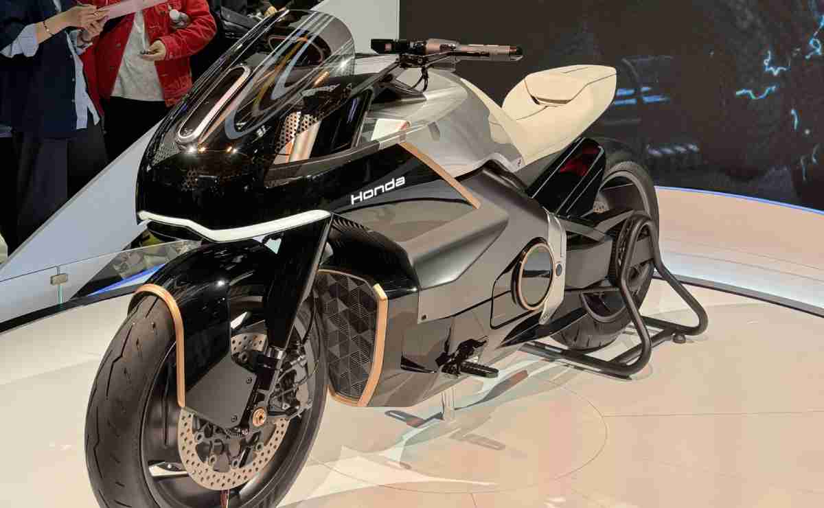 Honda moto naked eléctrica