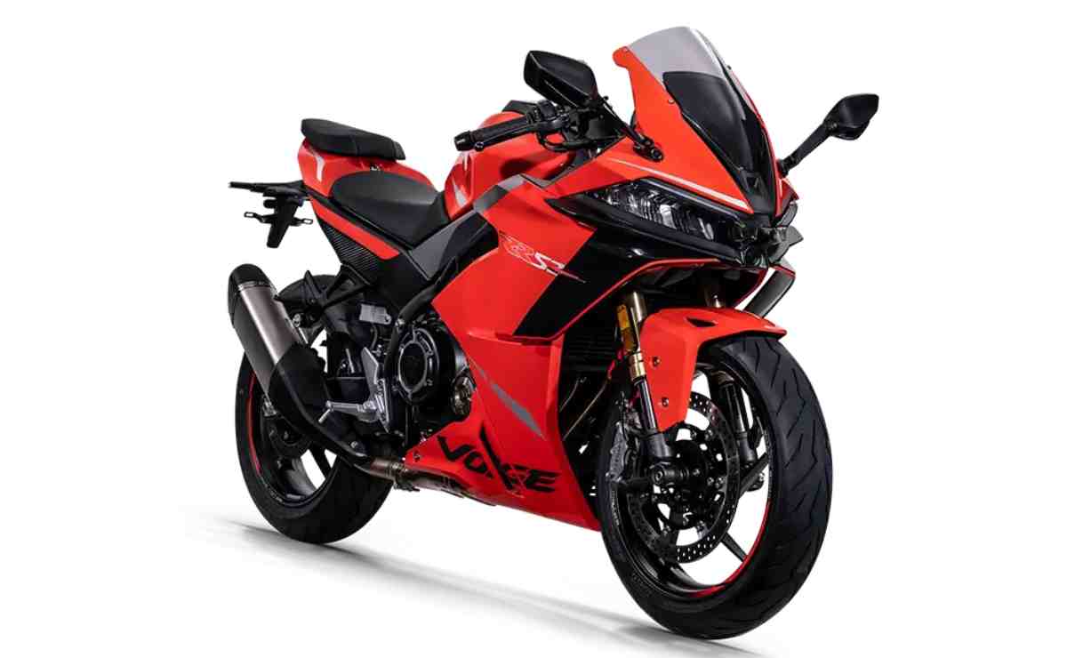 Moto deportiva Voge RR525