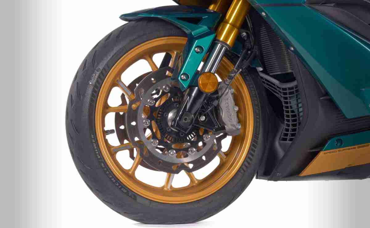 Moto Mitt 775R