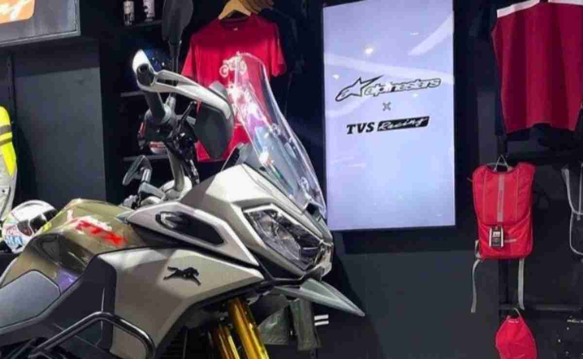 Moto trail TVS RTX 300 ADV
