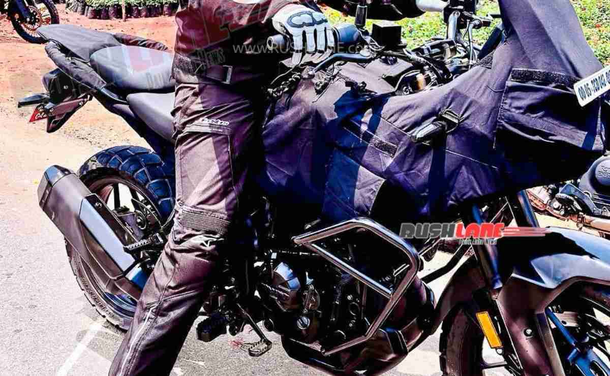 Moto trail TVS RTX 300 ADV