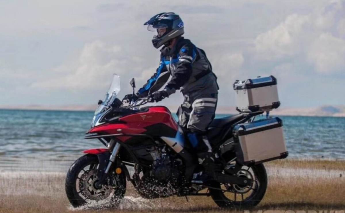 Precio moto trail Voge 500 DS 