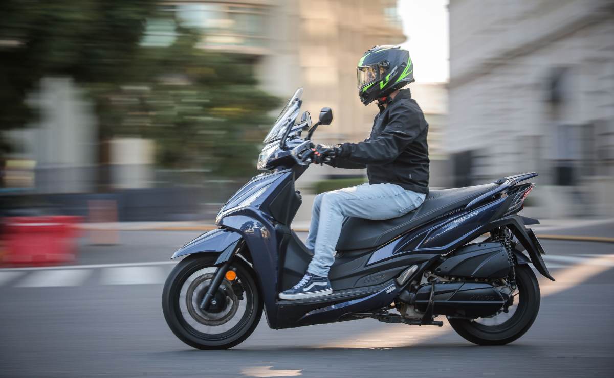 Test Ride Kymco Agility 300