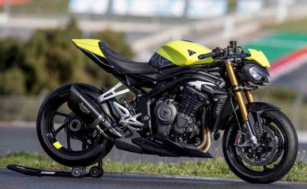 Triumph Speed Triple 1200 RX 