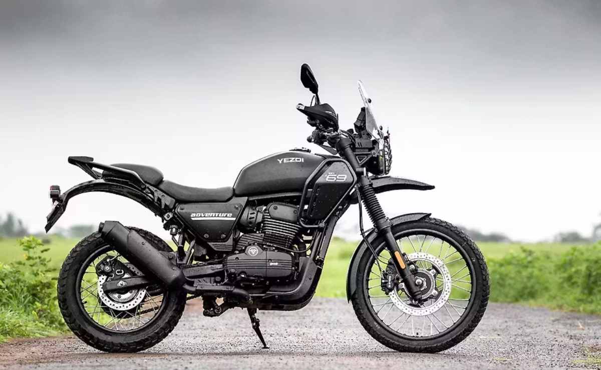 ¿Como es la Yezdi Adventure, la rival india de la Royal Enfield Himalaya? 