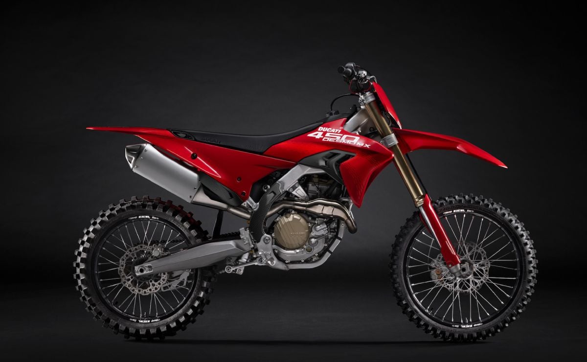 Ducati Desmo450 MX
