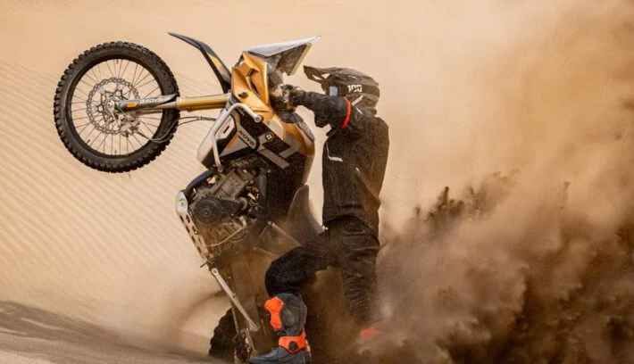 Moto trail Kove 800X Rally