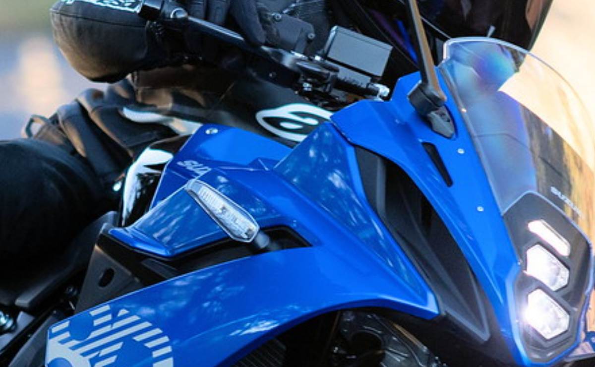 Suzuki GSX-8R