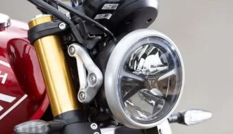 Triumph Speed T4