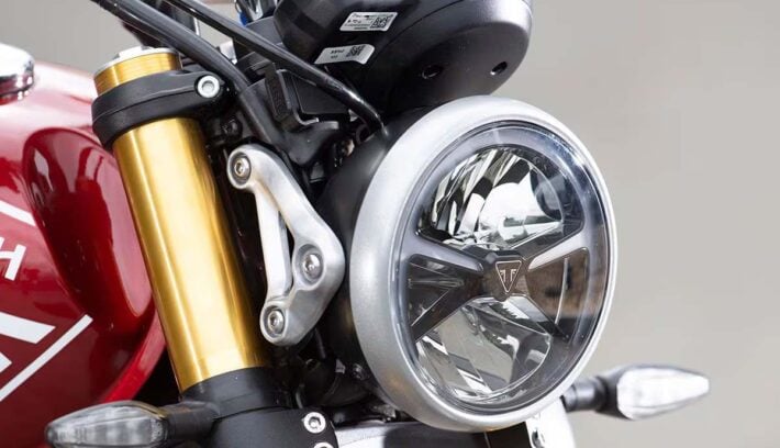 Triumph Speed T4