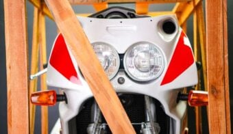 Yamaha FZR 750 R OW-01