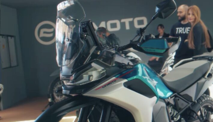 cfmoto 800mt x presentacion