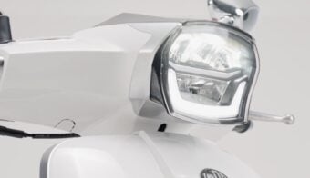 Barato y con equipamiento premium: así es el modelo urbano de 150 cc que se acaba de lanzar