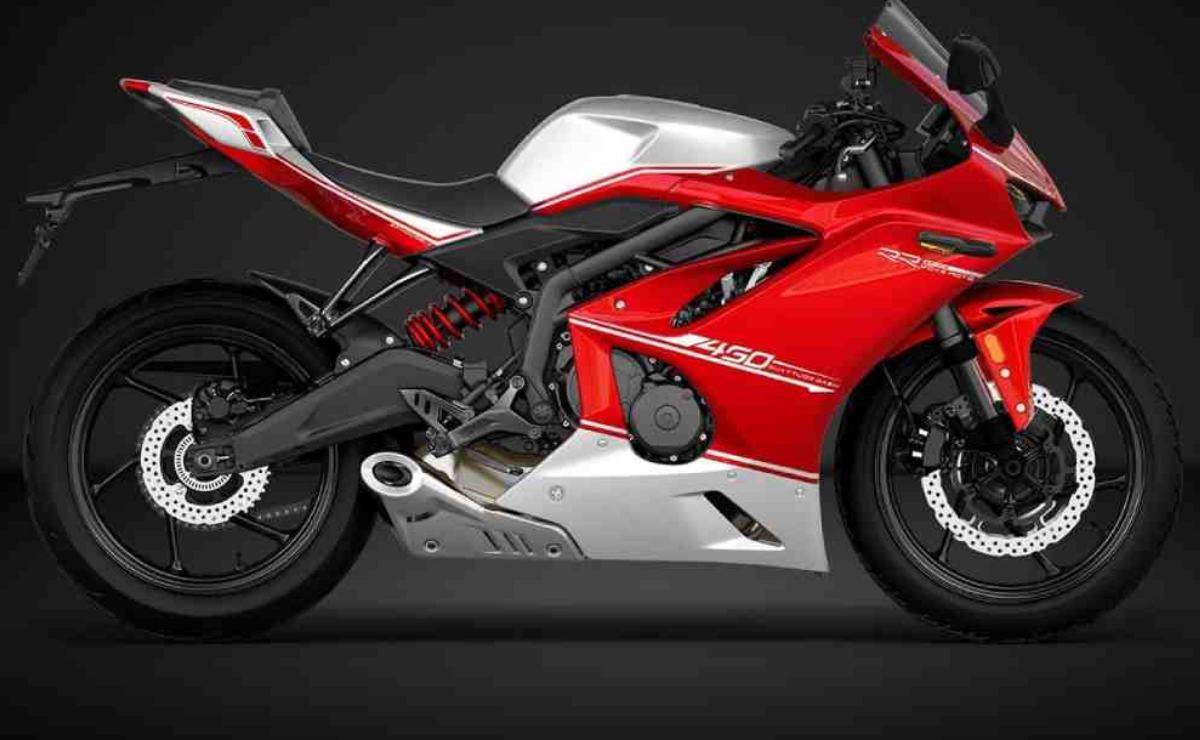 Moto deportiva Kove 450 RR