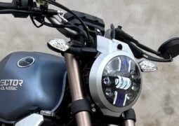 Qué motor lleva la moto naked de Siam