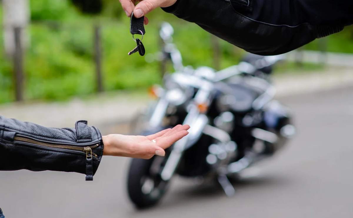 Cómo obtener el informe de dominio de una moto usada en Argentina 