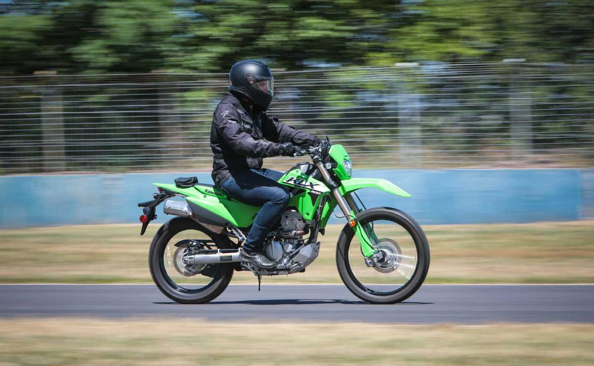 opinión kawasaki klx 300 precio