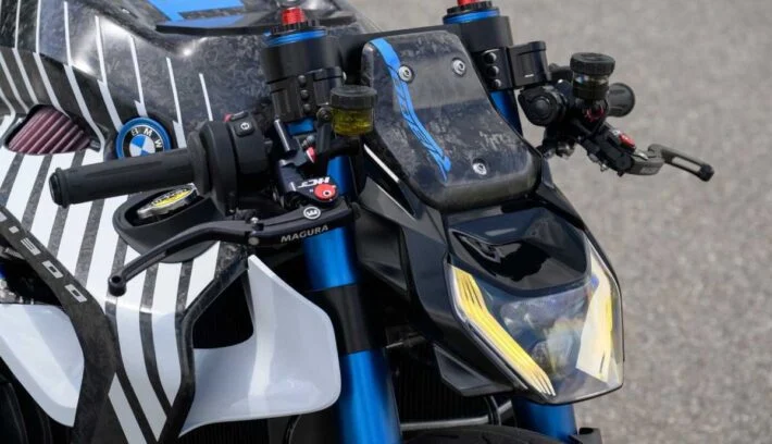 BMW R 1300 R Titan: una moto diferente a todo