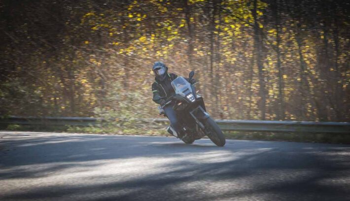 Honda NX500 prueba, consumo y velocidad final