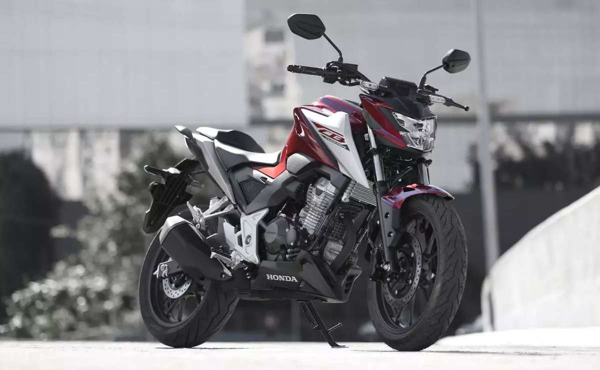Honda CB 300F Twister 2026
