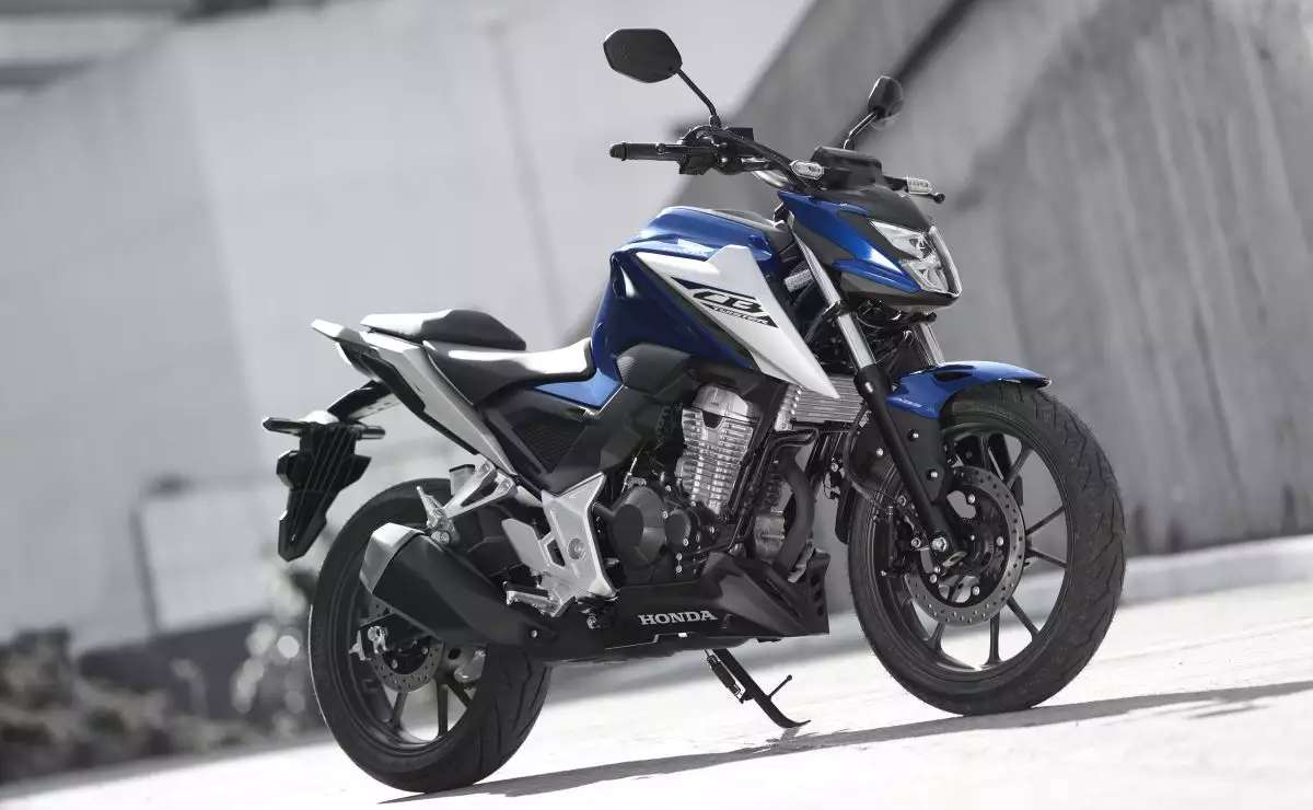 Honda CB 300F Twister 2026