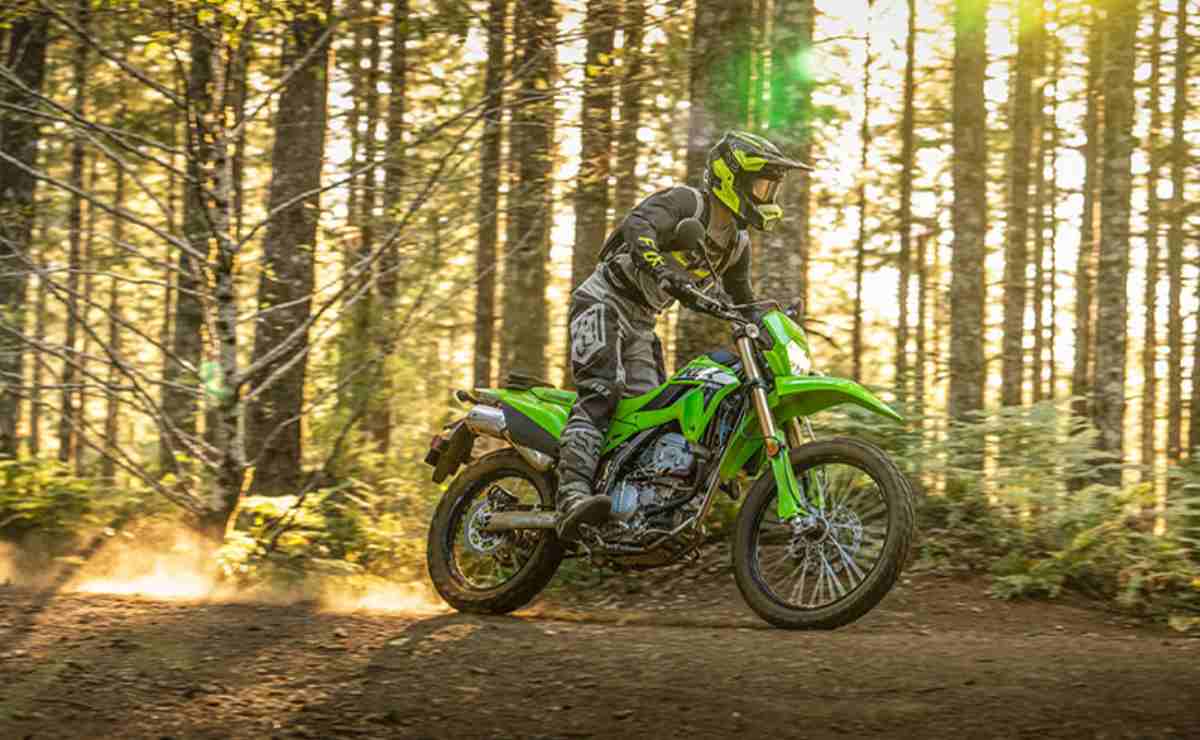 kawasaki KLX 300 precio actualizado en julio de 2025