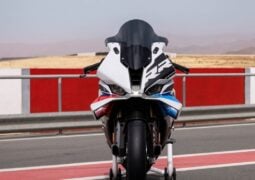 Moto deportiva BMW S1000RR