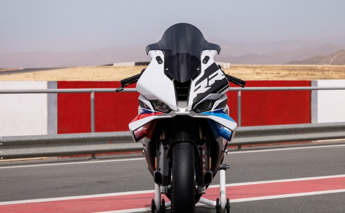 Moto deportiva BMW S1000RR